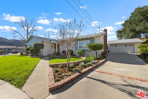$1,295,000 | 9413 La Reina Place, Tujunga, CA 91042