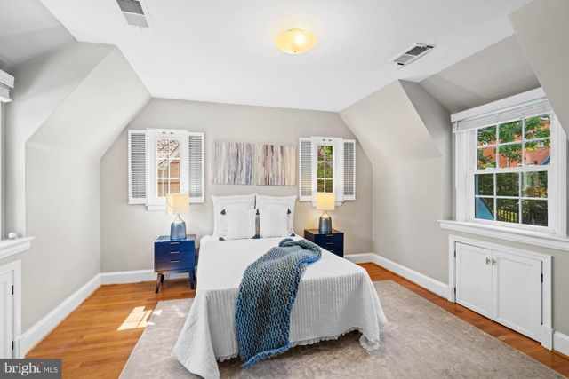 $1,139,000 | 4628 River Road, Bethesda, MD 20816