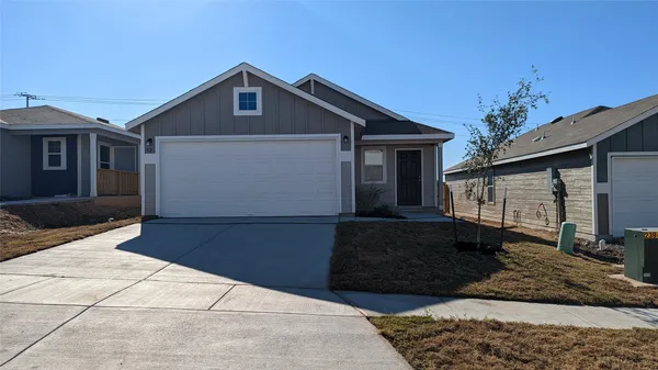 $1,695 | 521 Autumn Blaze, New Braunfels, TX 78130