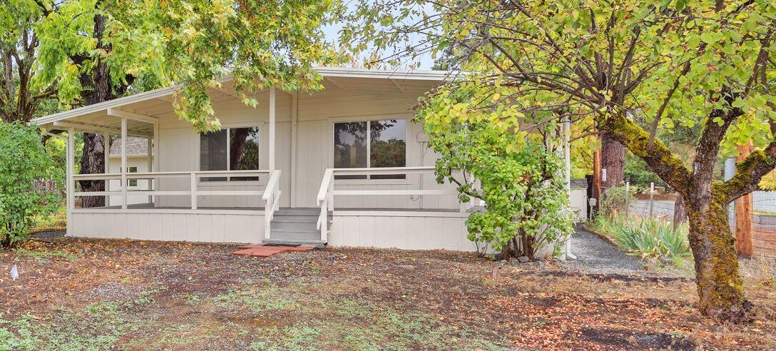 335 Tavis Drive Merlin, OR 97532 - Photo 1 of 25