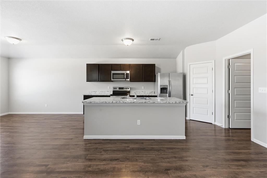 21844 Franklin Spring Hill, KS 66083 - Photo 9 of 30