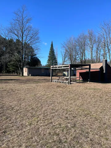 $165,000 | 9 South 9 Mile Road, Falmouth, MI 49632