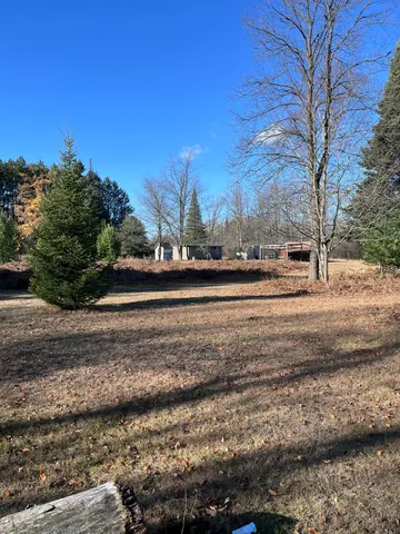 $165,000 | 9 South 9 Mile Road, Falmouth, MI 49632