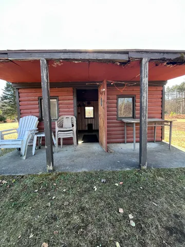 $165,000 | 9 South 9 Mile Road, Falmouth, MI 49632