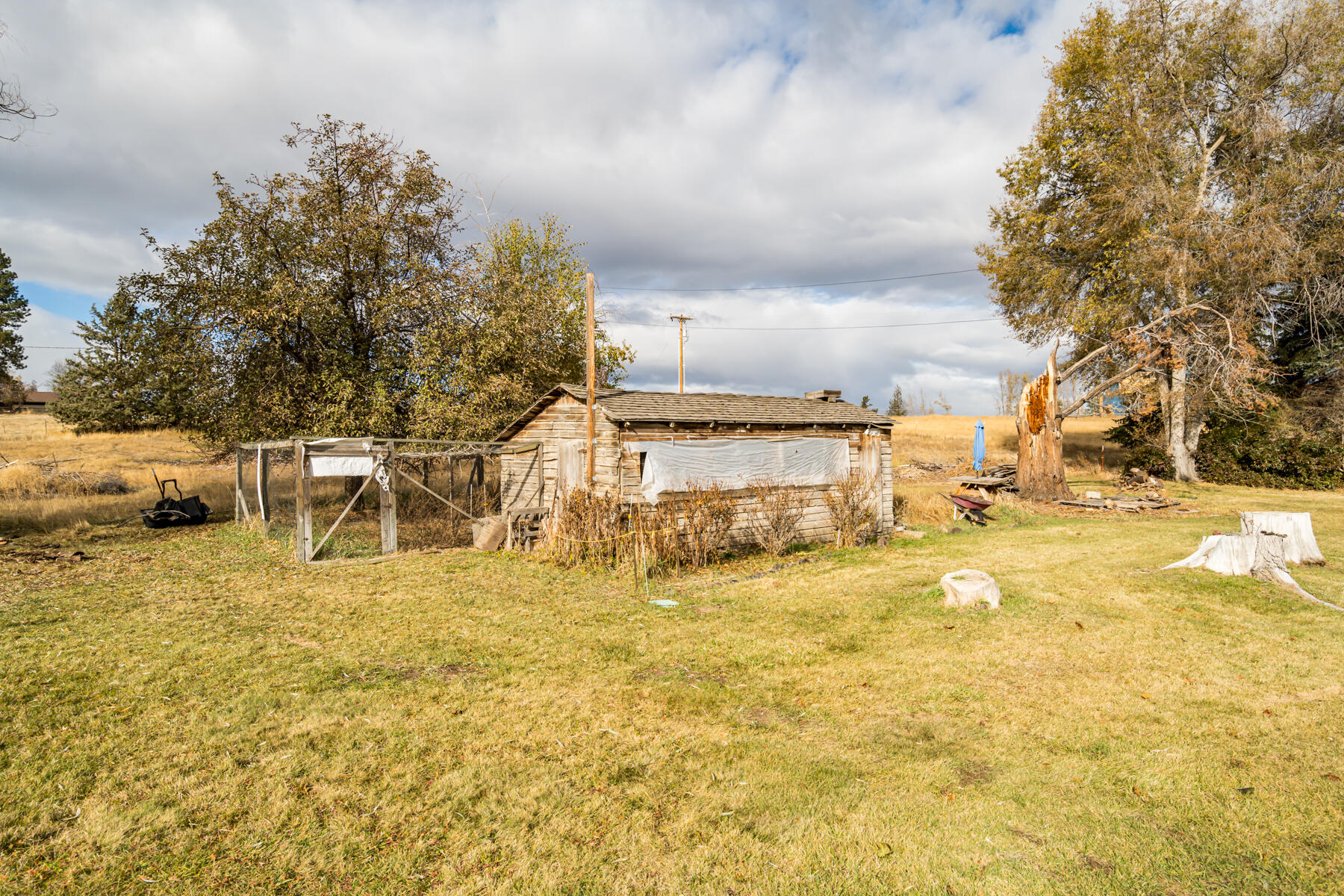 64325 Tyler Road Bend, OR 97703 - Photo 13 of 65 JH5_0115