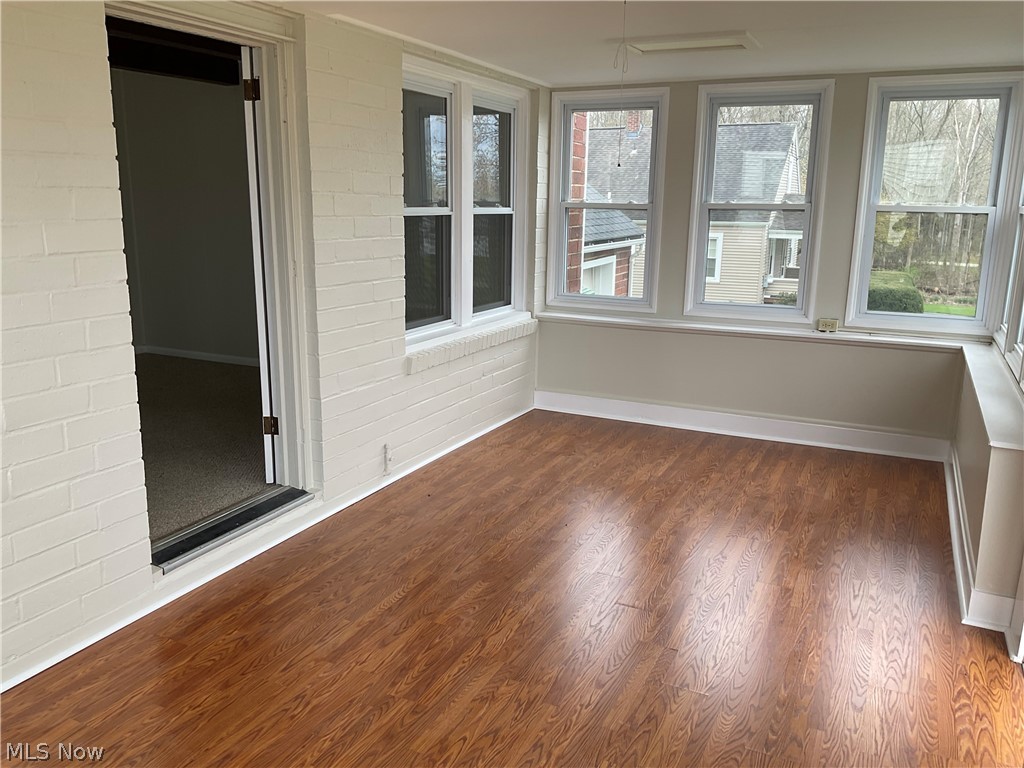 3475 South Turner Road Canfield, OH 44406 - Photo 9 of 33 View of unfurnished sunroom