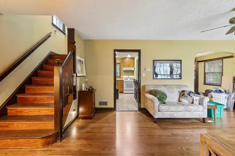 $450,000 | 7008 Elmwood Avenue, Middleton, WI 53562