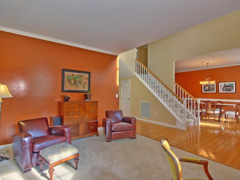 13016 Townfield Drive Raleigh, NC 27614 - Photo 3 of 25 Living Room