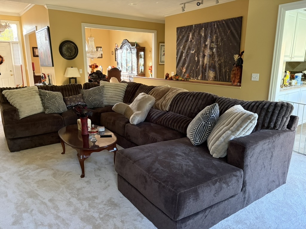 649 Roxbury Road Rockford, IL 61107 - Photo 10 of 19