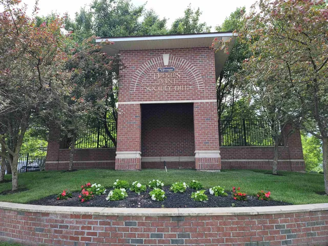 $3,400 | 88 Lyon Court, Jersey City, NJ 07305