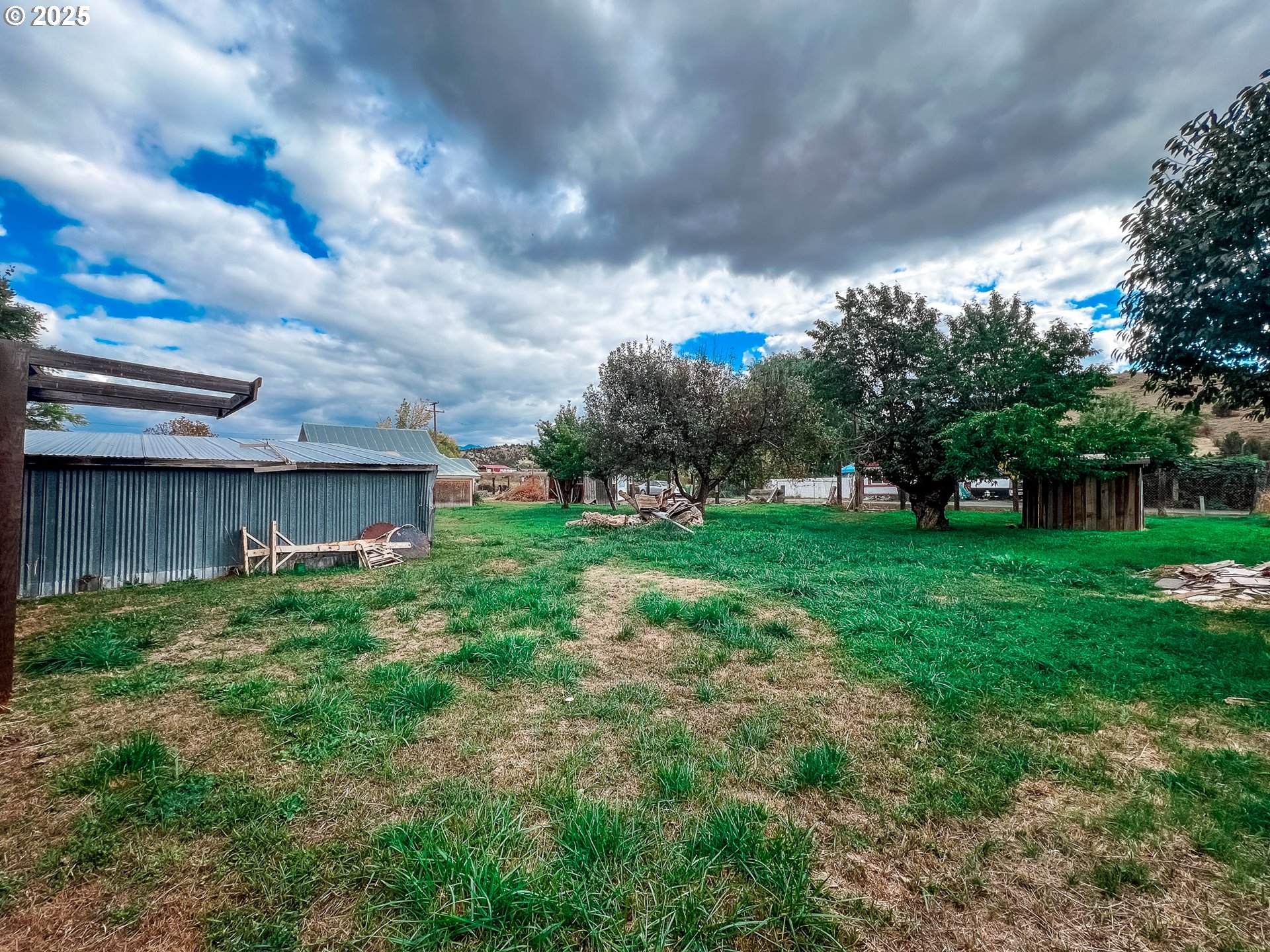 809 Ingle Street Mount Vernon, OR 97865 - Photo 6 of 34
