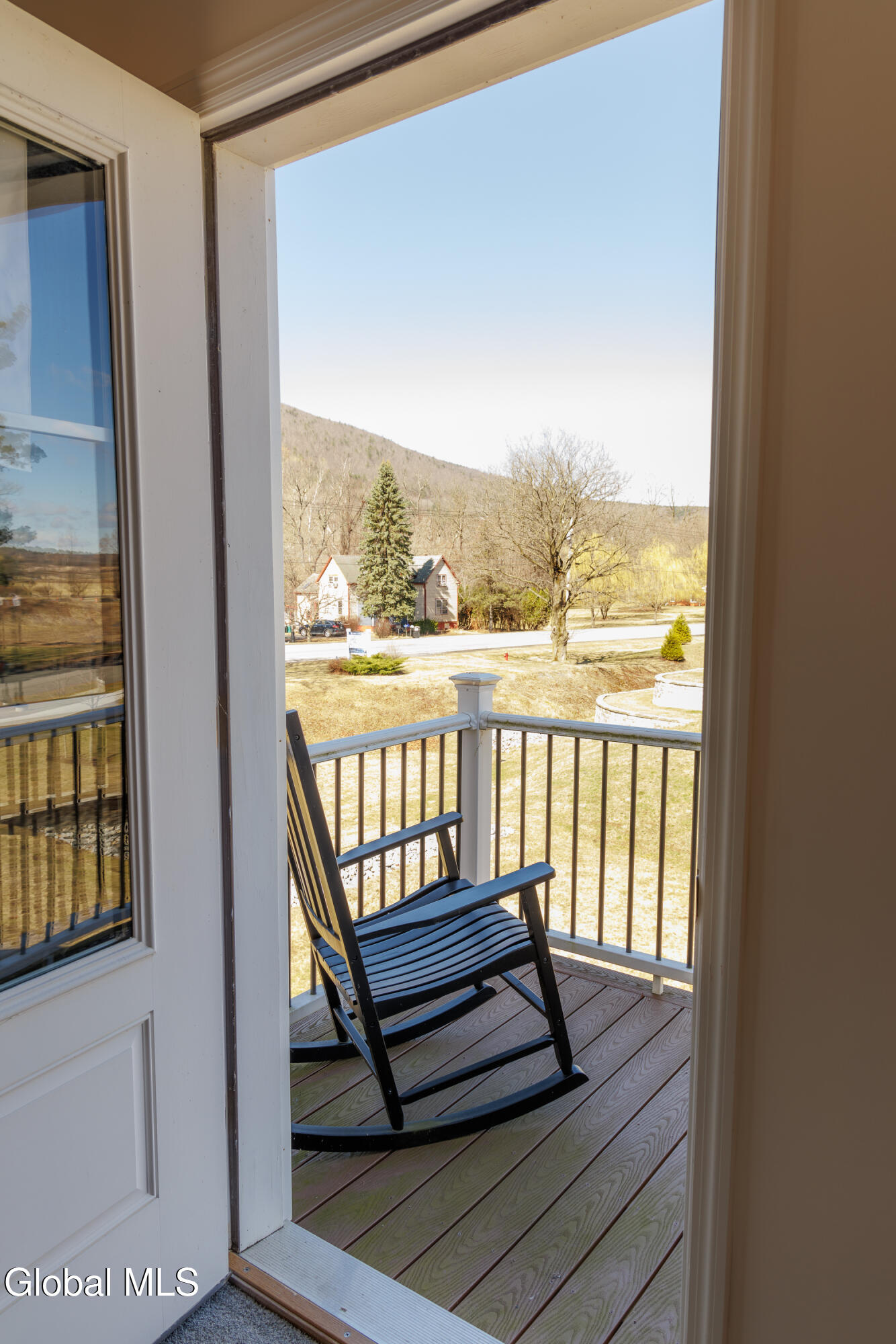 115 Marjorie Lane, Unit 3 Middleburgh, NY 12122 - Photo 4 of 57 0031