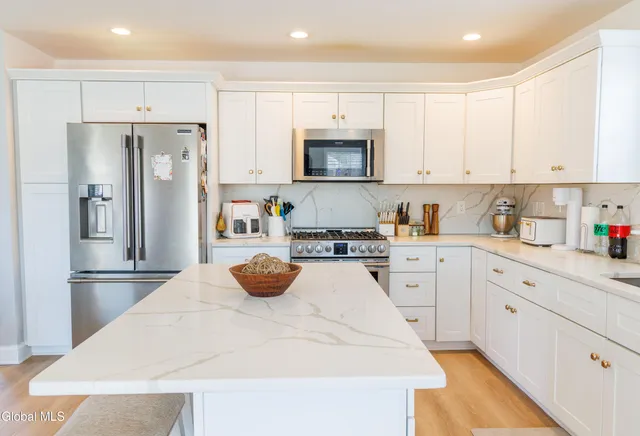 $325,000 | 115 Marjorie Lane, Unit 3, Middleburgh, NY 12122