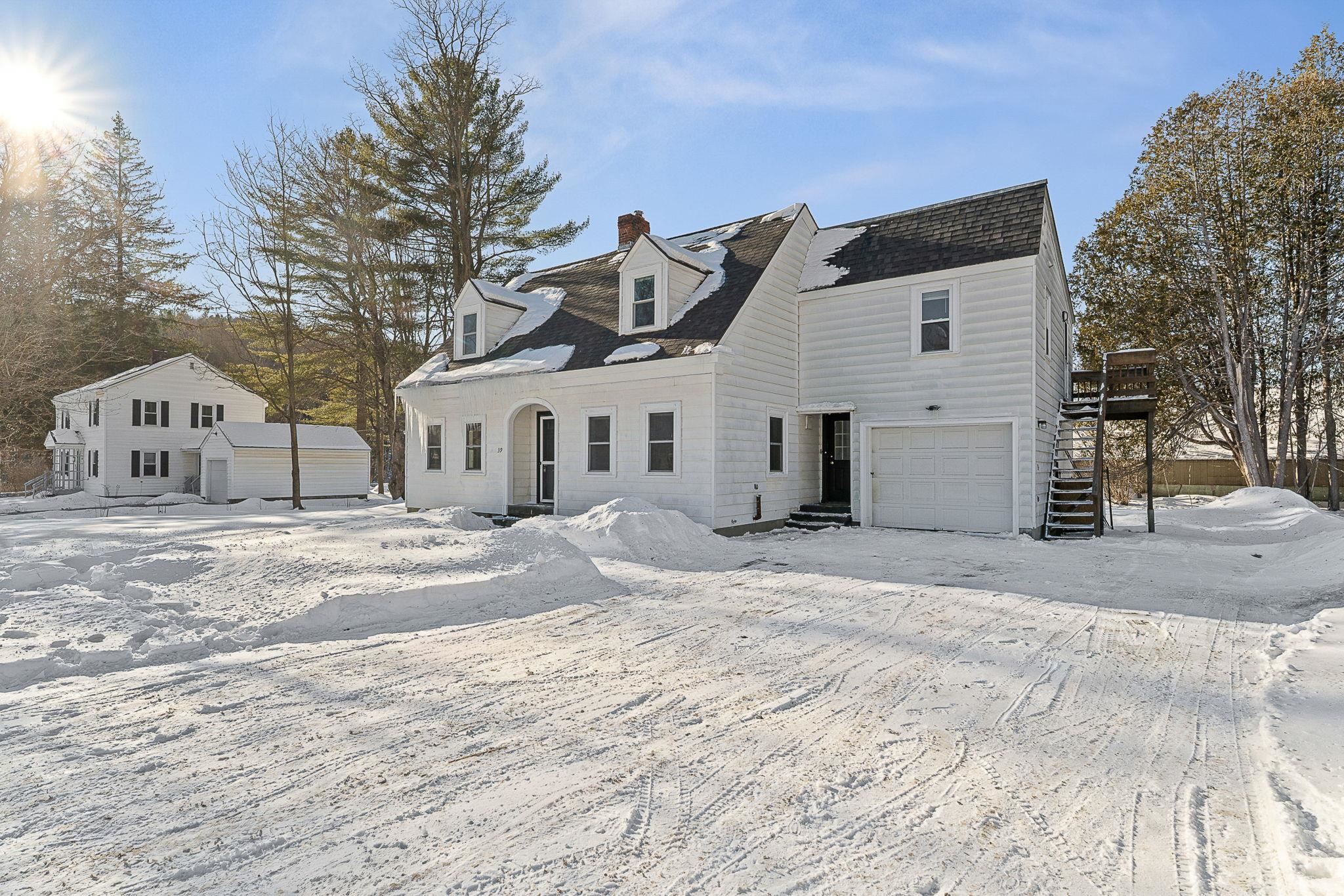 39 Evergreen Drive Berlin, VT 05641 - Photo 3 of 37