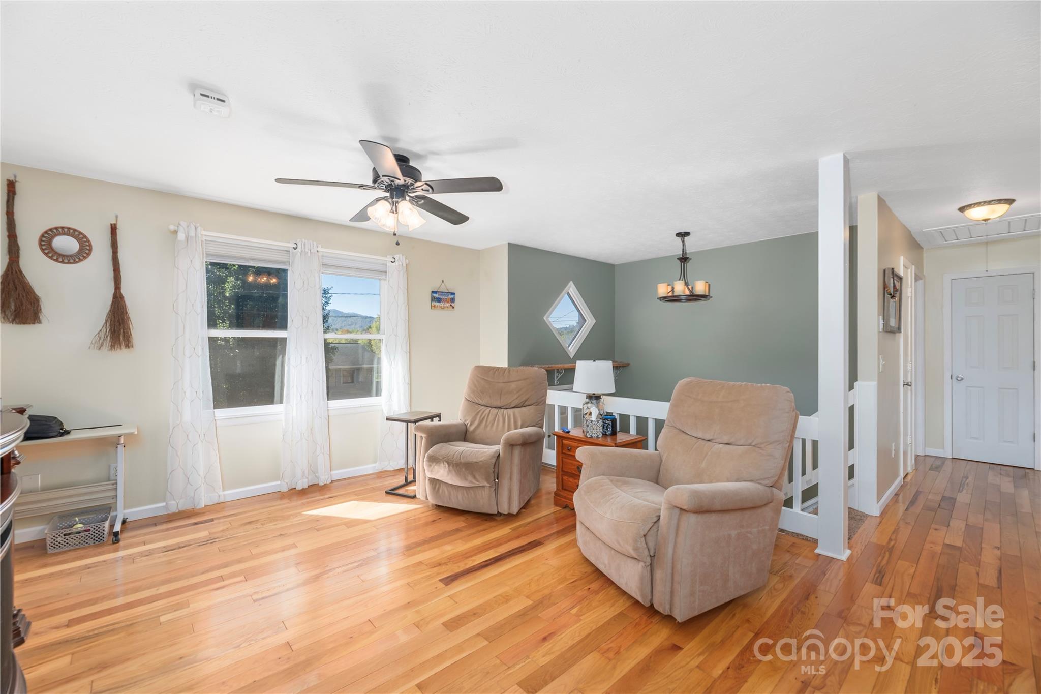 29 Arrowhead Street Clyde, NC 28721 - Photo 4 of 18 a living room with furniture and window