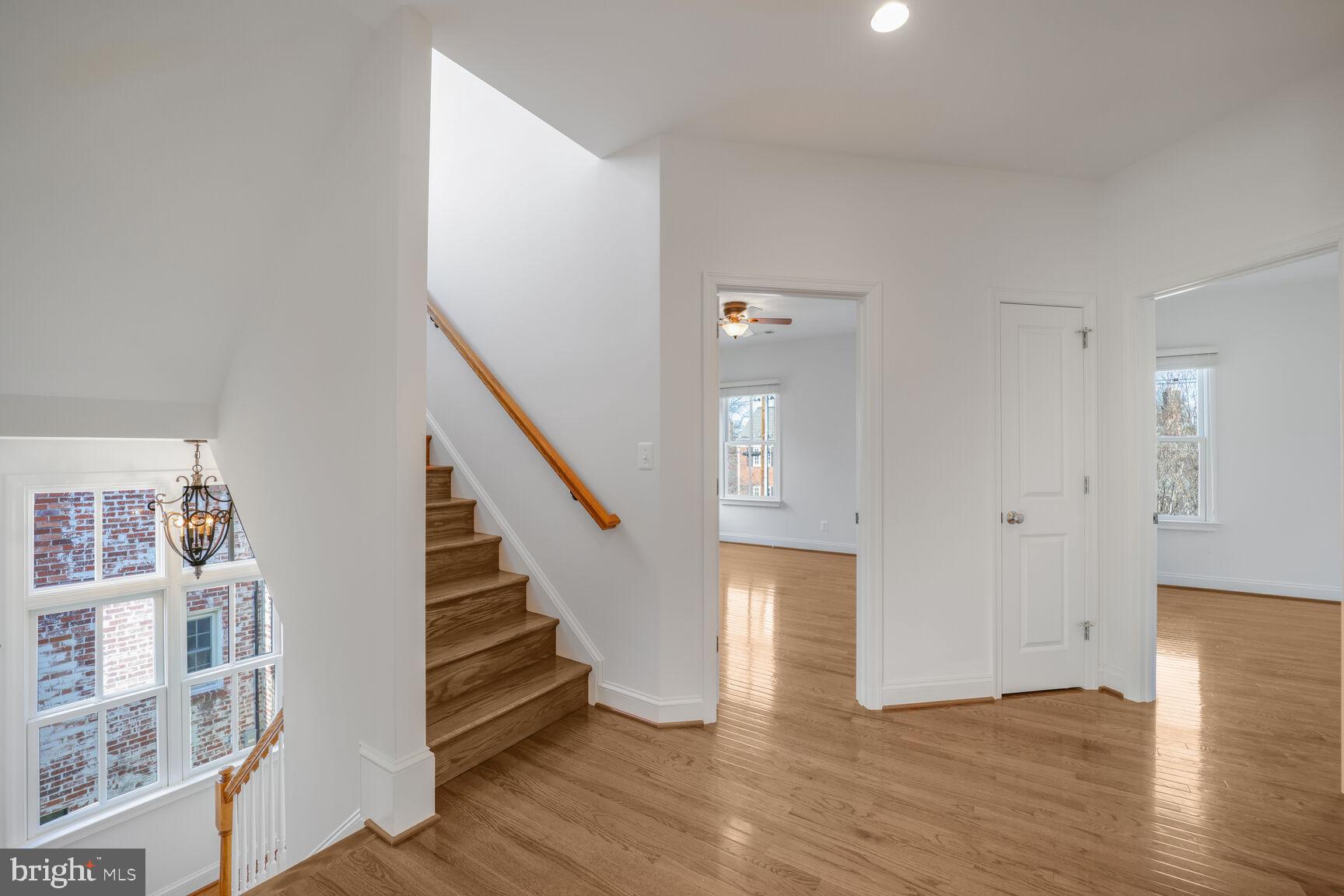 4814 25th Road North Arlington, VA 22207 - Photo 20 of 45 a view of entryway with wooden floor
