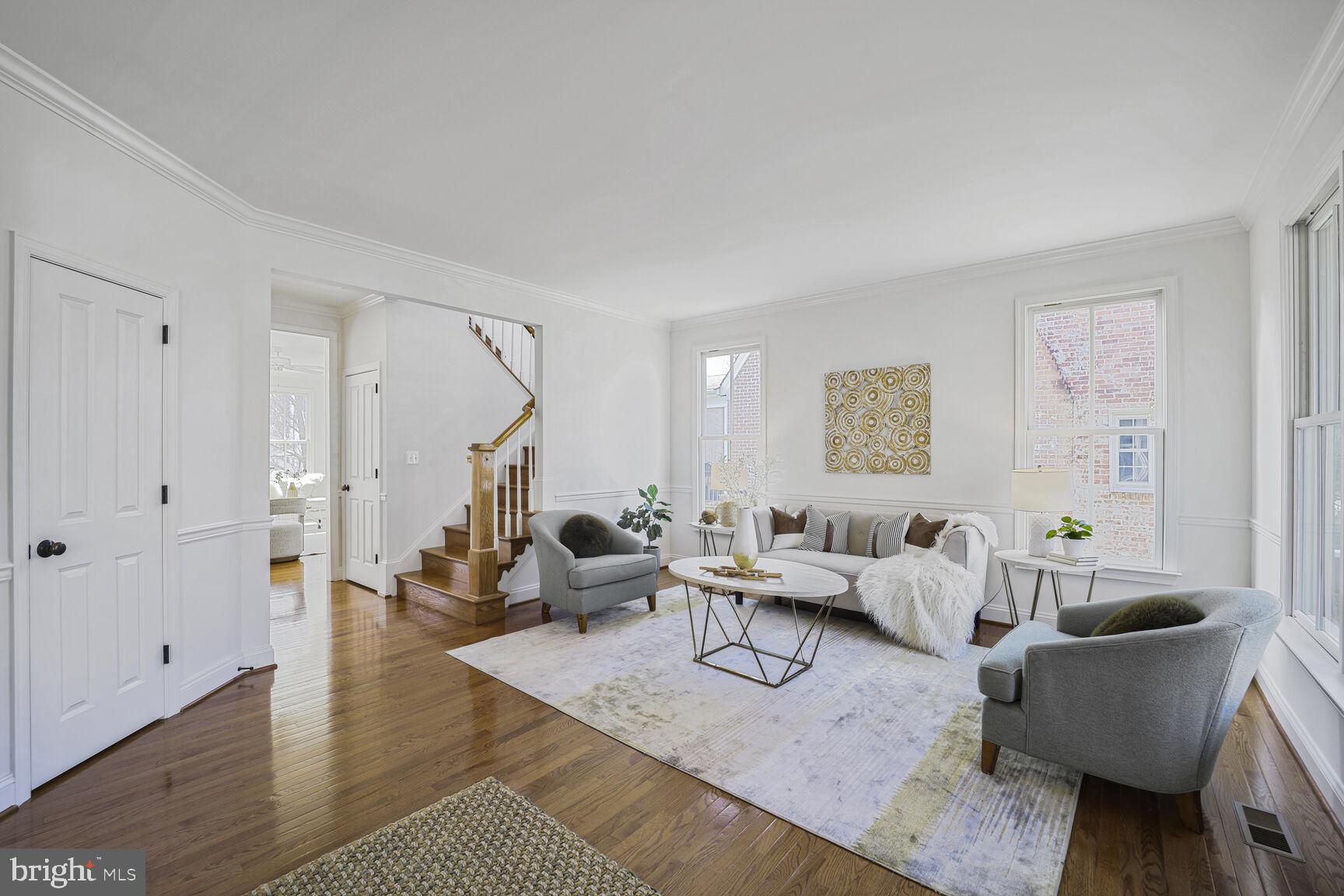 4814 25th Road North Arlington, VA 22207 - Photo 8 of 45 a living room with furniture and wooden floor
