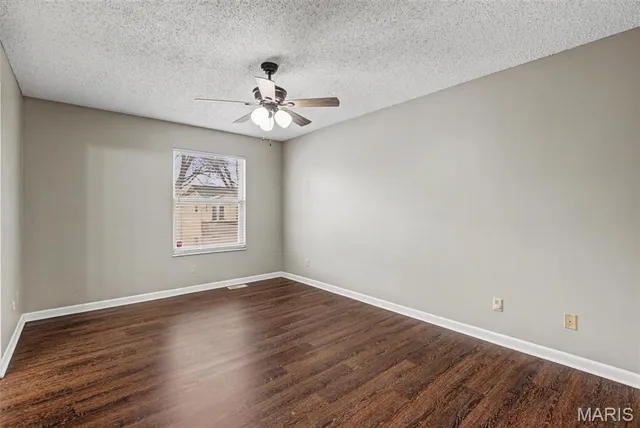 $299,900 | 1326 Pegasus Trail, St. Peters, MO 63376