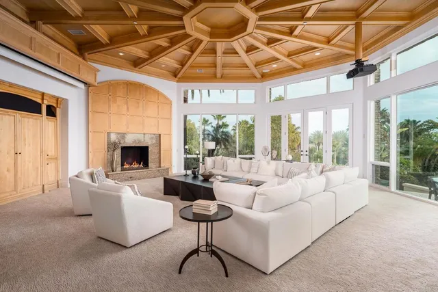 $9,495,000 | 6868 Spyglass Lane, Rancho Santa Fe, CA 92067