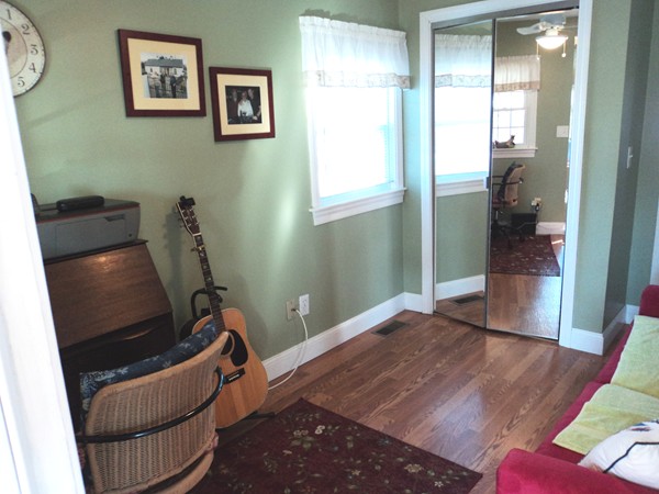 152 Rhoda Street Quincy, MA 02169 - Photo 6 of 15 Gallery Image 6