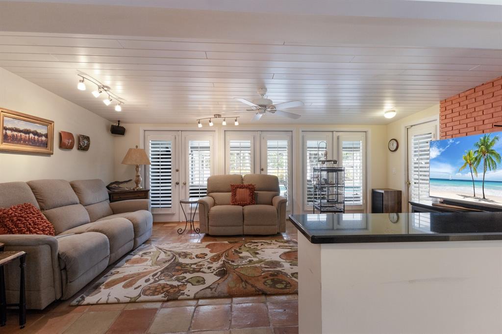 2723 59th Street Sarasota, FL 34243 - Photo 19 of 75