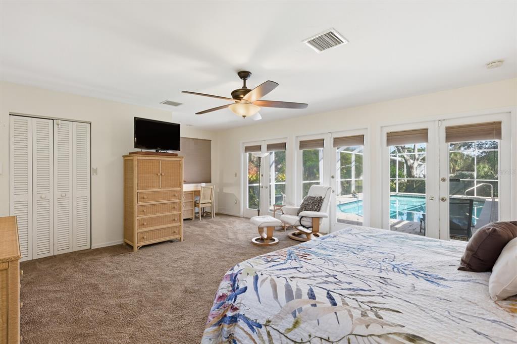 2723 59th Street Sarasota, FL 34243 - Photo 31 of 75