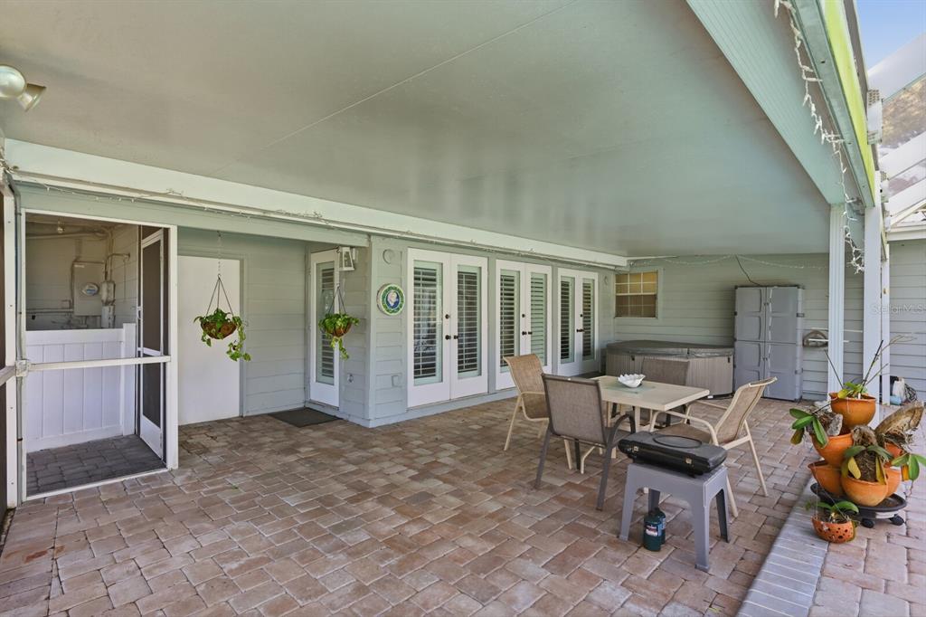 2723 59th Street Sarasota, FL 34243 - Photo 48 of 75