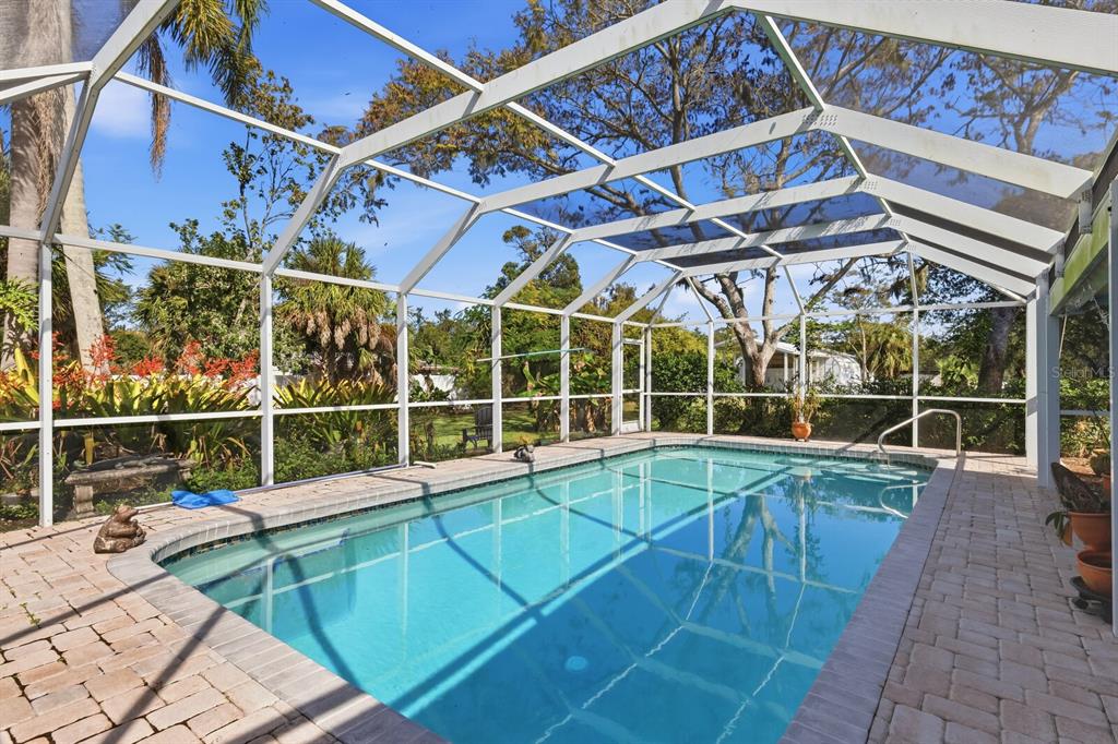 2723 59th Street Sarasota, FL 34243 - Photo 49 of 75