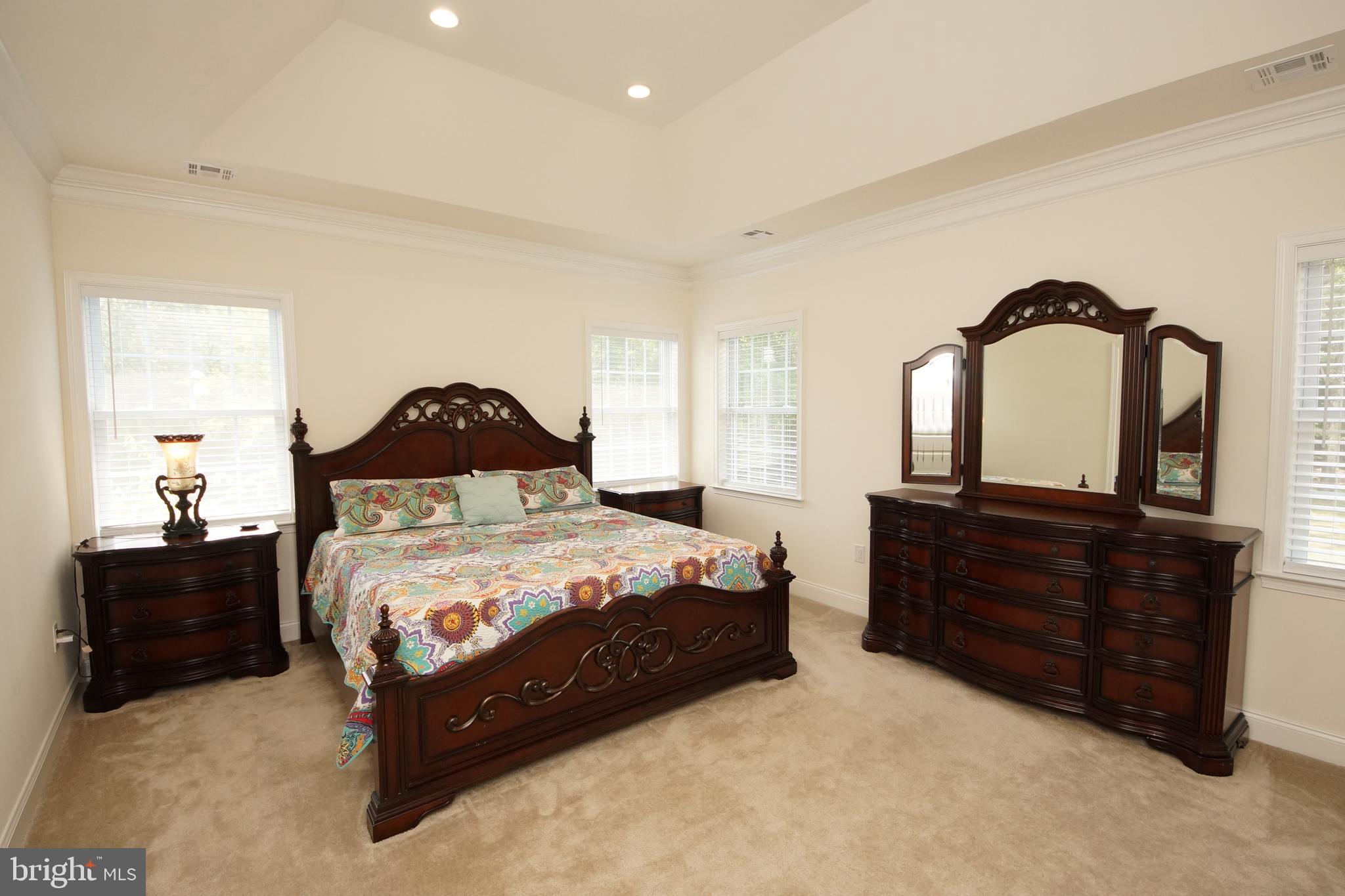 5 Harness Court Cream Ridge, NJ 08514 - Photo 53 of 71 Master suite w/tray ceiling and recessed lights