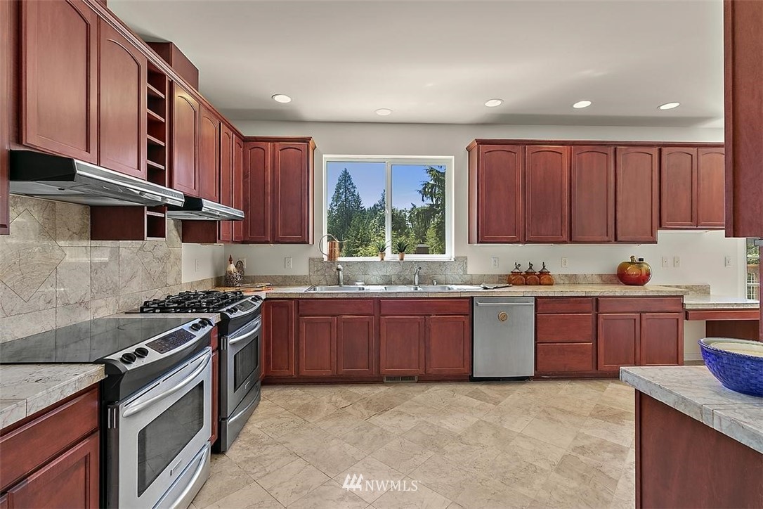 20811 Kaster Road Northwest Poulsbo, WA 98370 - Photo 15 of 40 Gallery Image 15