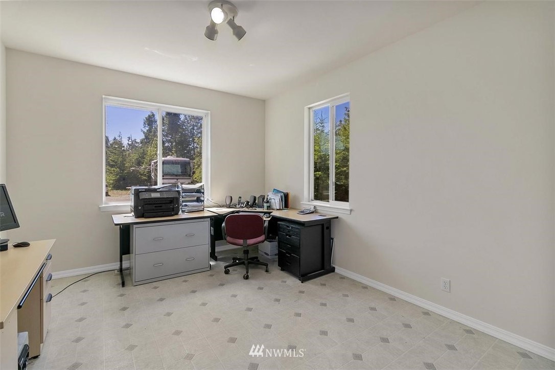 20811 Kaster Road Northwest Poulsbo, WA 98370 - Photo 27 of 40 Gallery Image 27