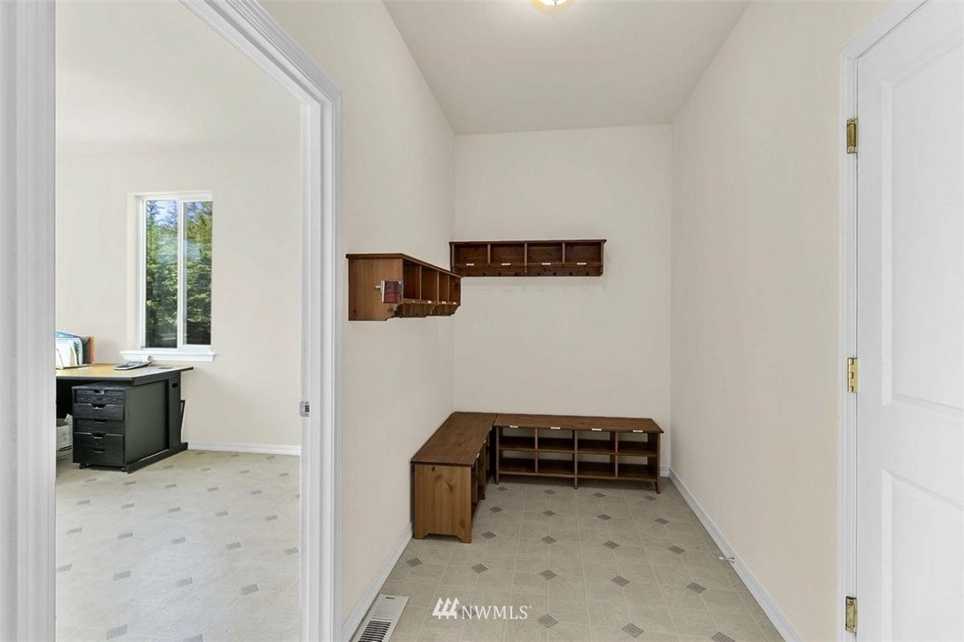 20811 Kaster Road Northwest Poulsbo, WA 98370 - Photo 28 of 40 Gallery Image 28