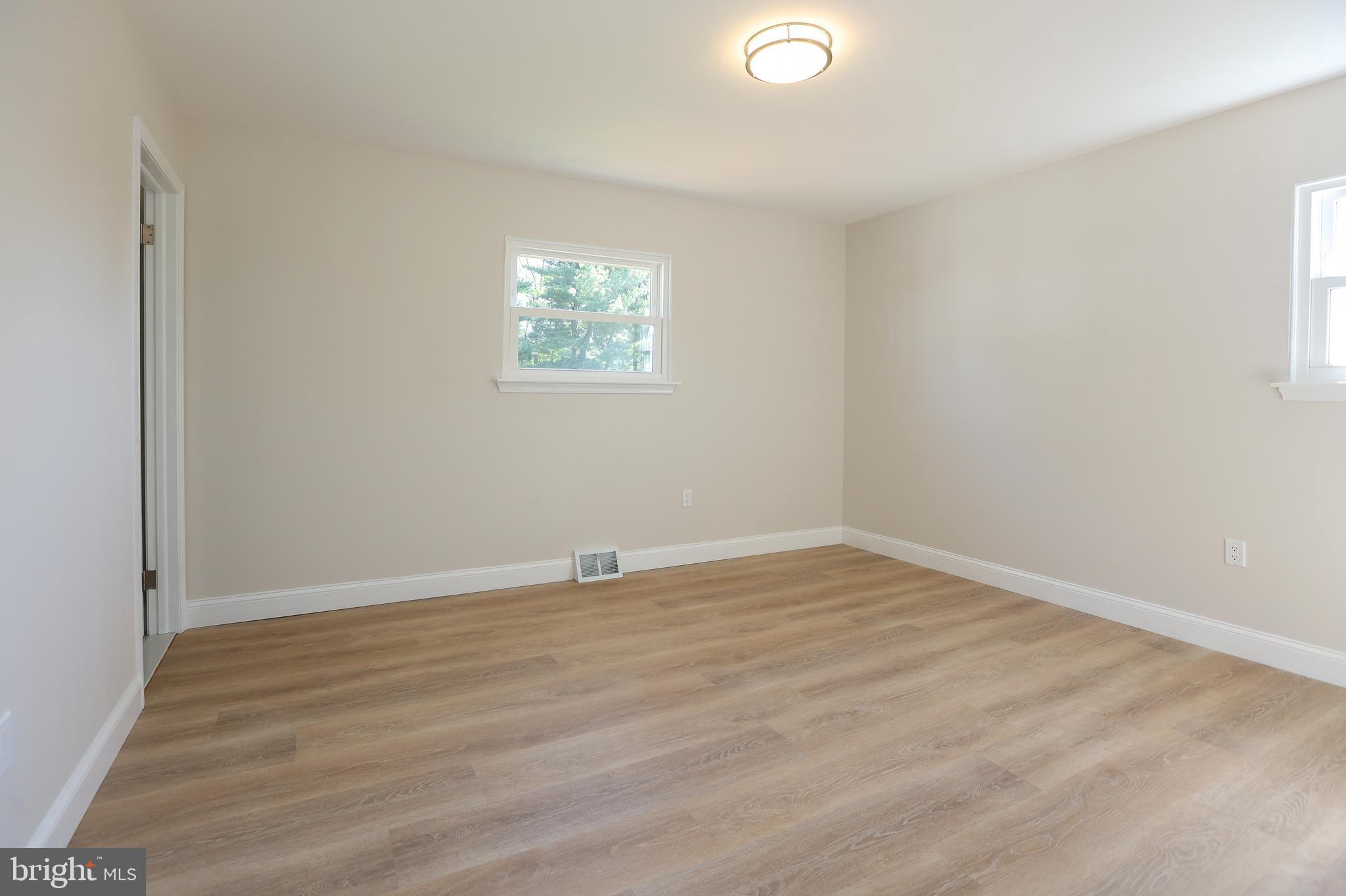 620 Haudie Ann Road Upper Chichester, PA 19061 - Photo 14 of 34