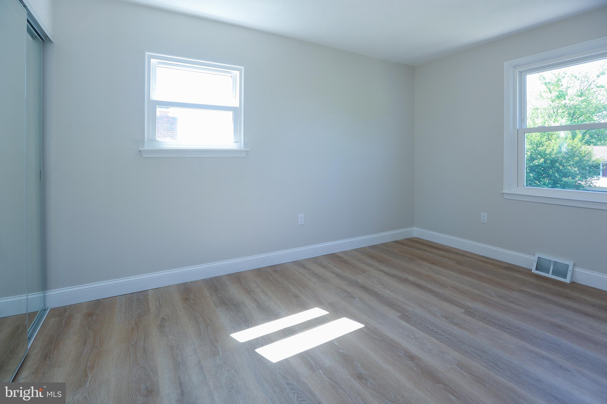 620 Haudie Ann Road Upper Chichester, PA 19061 - Photo 22 of 34