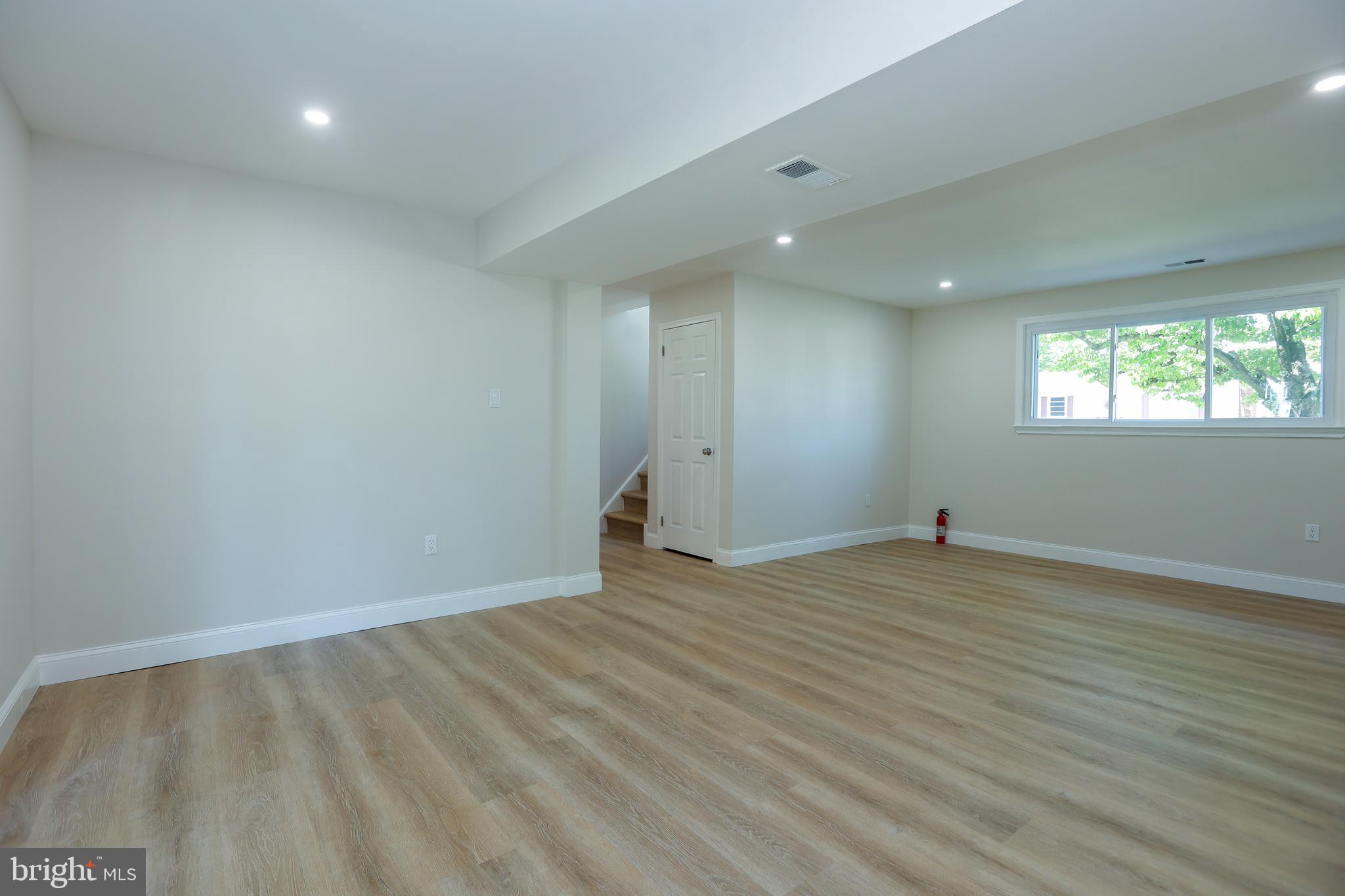 620 Haudie Ann Road Upper Chichester, PA 19061 - Photo 28 of 34