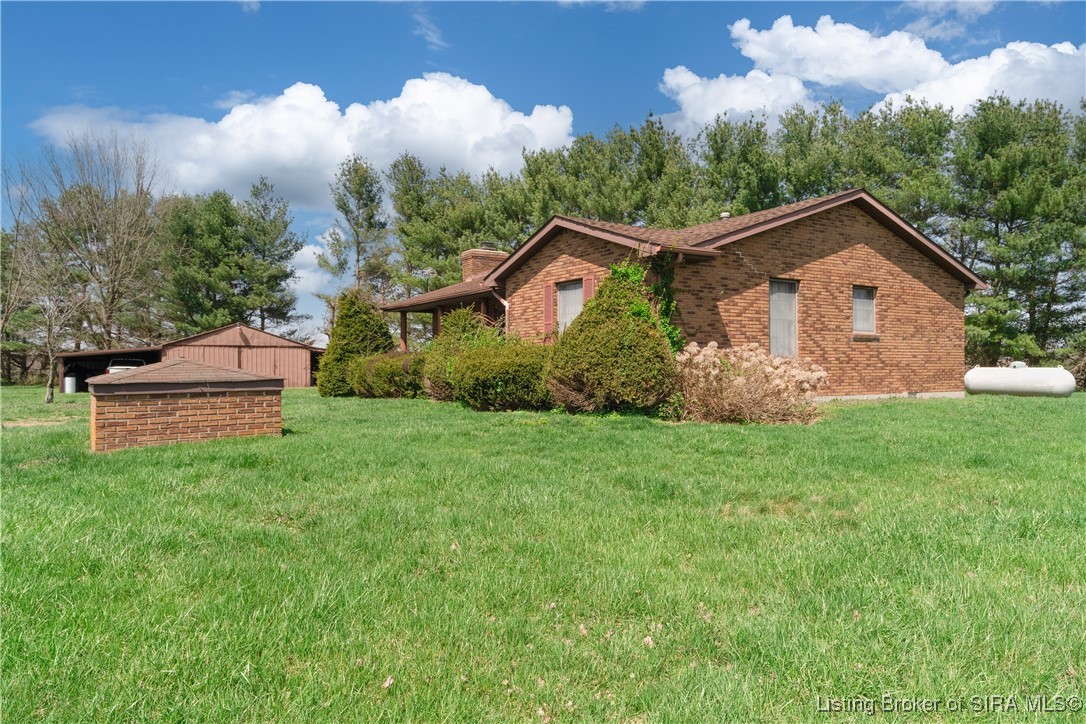 1815 New Washington Bethlehem Road New Washington, IN 47162 - Photo 3 of 25
