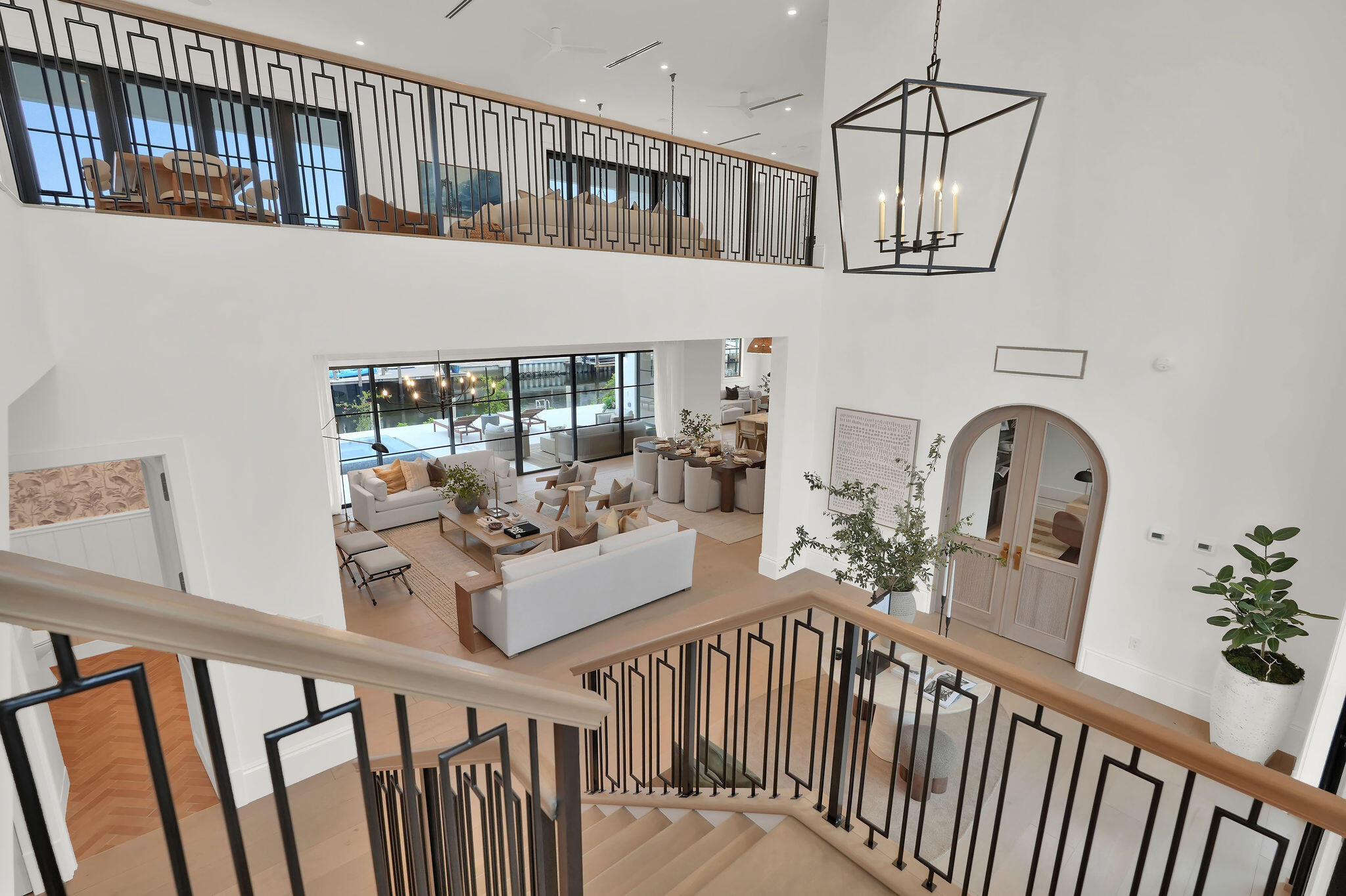 839 Chestnut Court Marco Island, FL 34145 - Photo 51 of 88 Foyer view to fireplace and upstairs