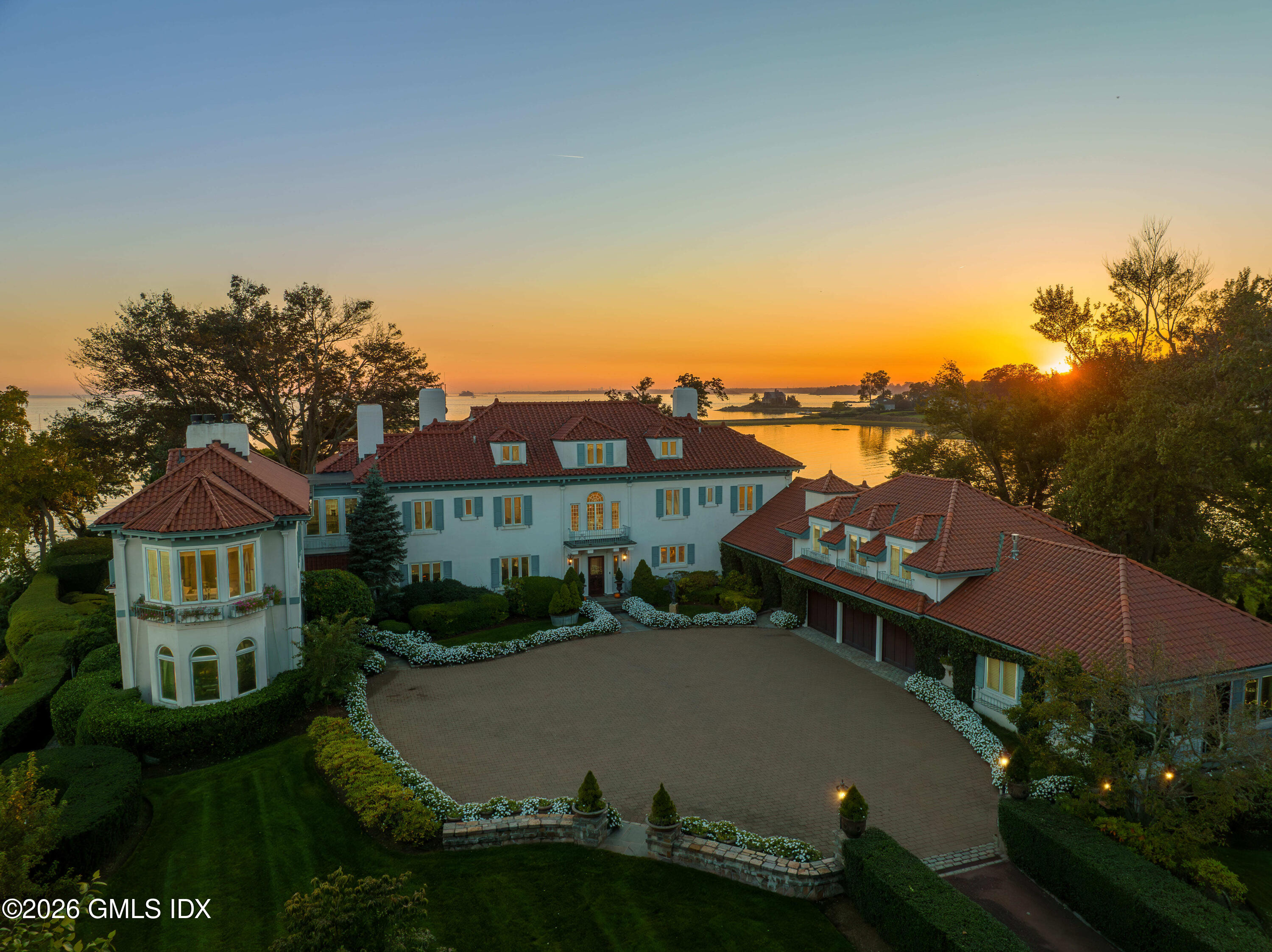 108 Cedar Cliff Road Riverside, CT 06878 - Photo 47 of 49 an aerial view of a house