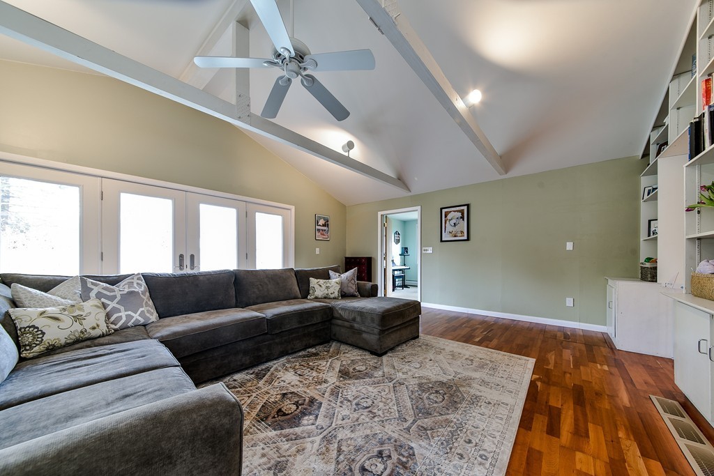 11 Leonard Road Framingham, MA 01701 - Photo 12 of 30 Gallery Image 12