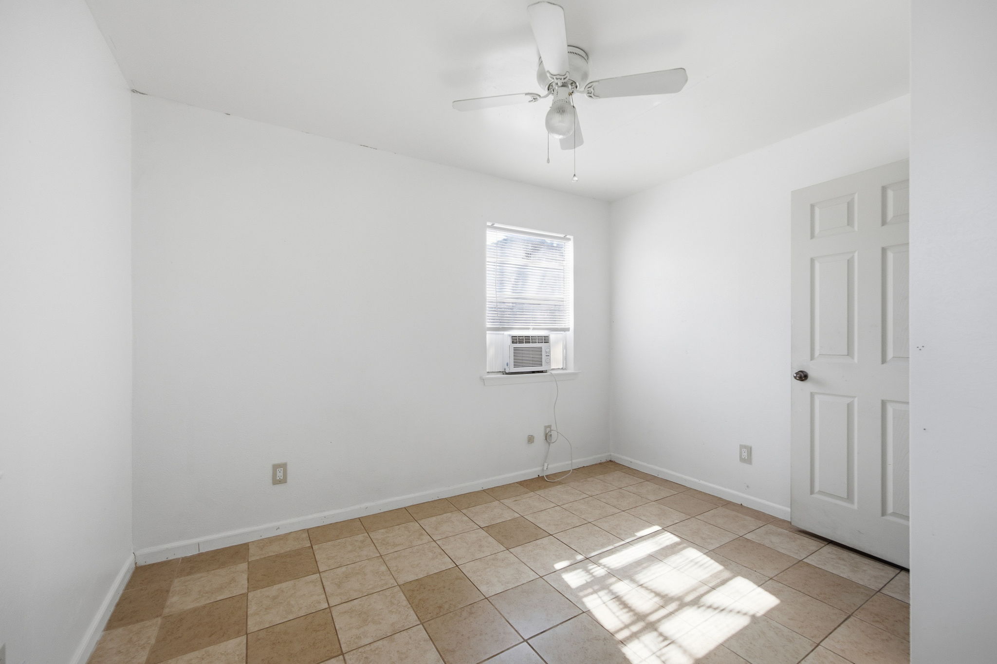 202 Forest Street Georgetown, TX 78626 - Photo 23 of 36