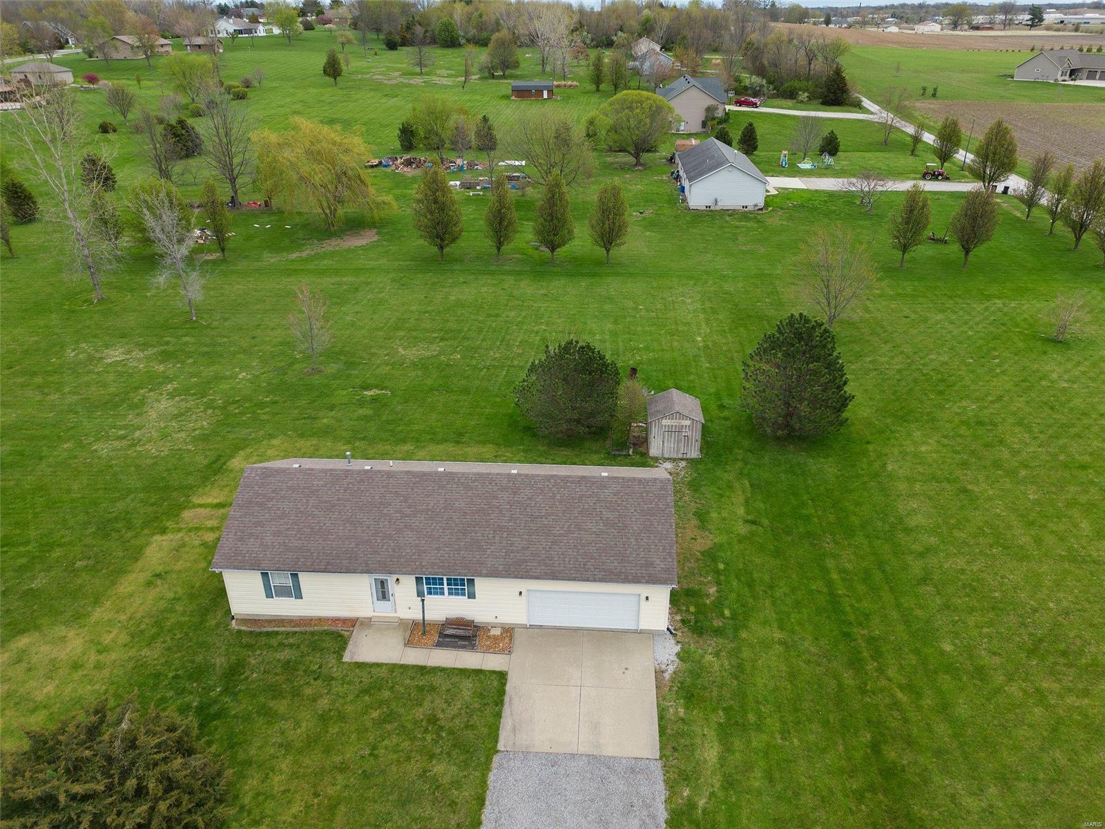 2414 Motel Road Highland, IL 62249 - Photo 28 of 33