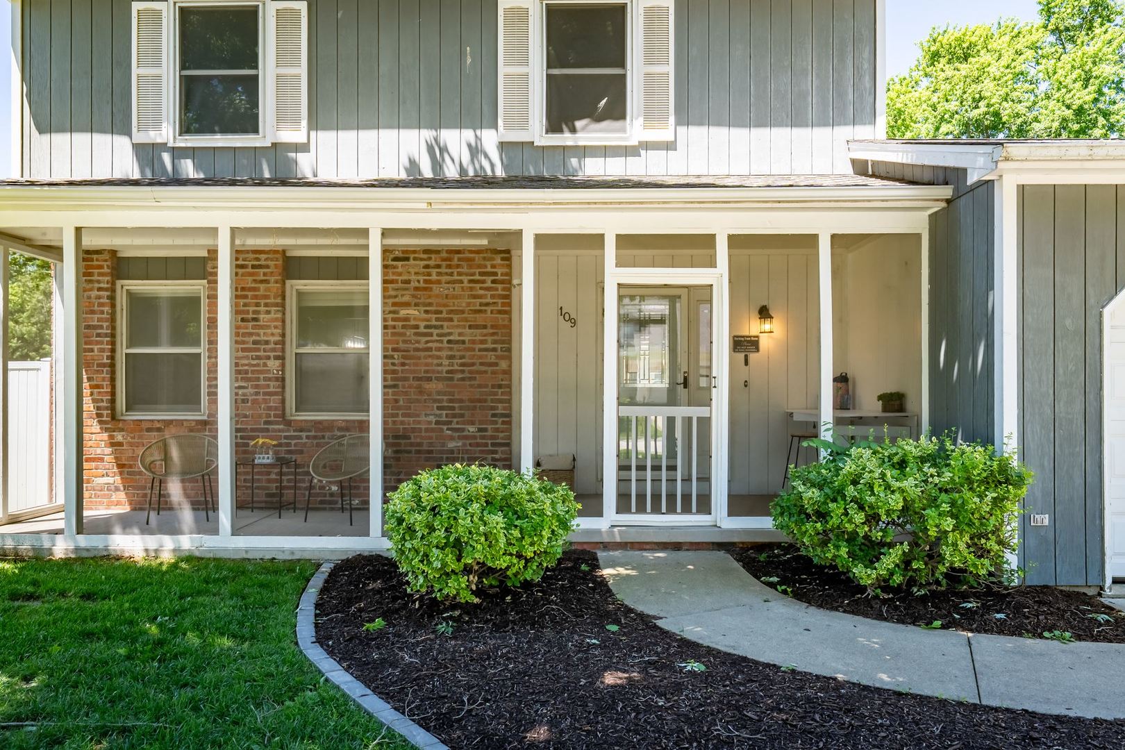 109 Highpoint Road Normal, IL 61761 - Photo 2 of 31
