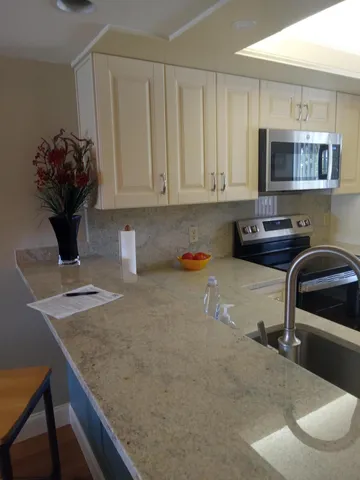 $5,500 | 2601 Marina Isle Way, Unit 205, Jupiter, FL 33477