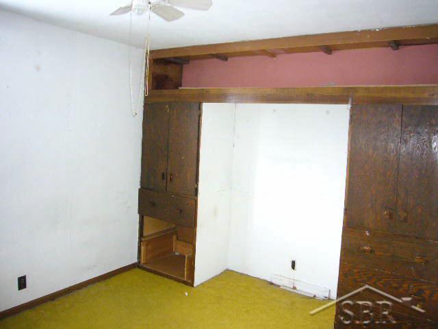 6346 South 8 Mile Road Freeland, MI 48623 - Photo 7 of 10 20033270-6.JPG