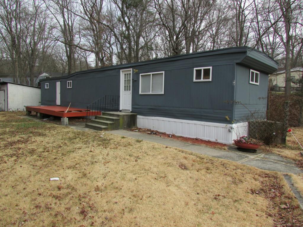 90 Cypress Street Clinton, CT 06413 - Photo 1 of 1