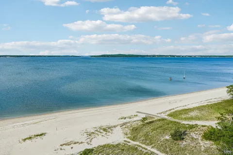 $1,925,000 | 2100 Glenn Road, Southold, NY 11971