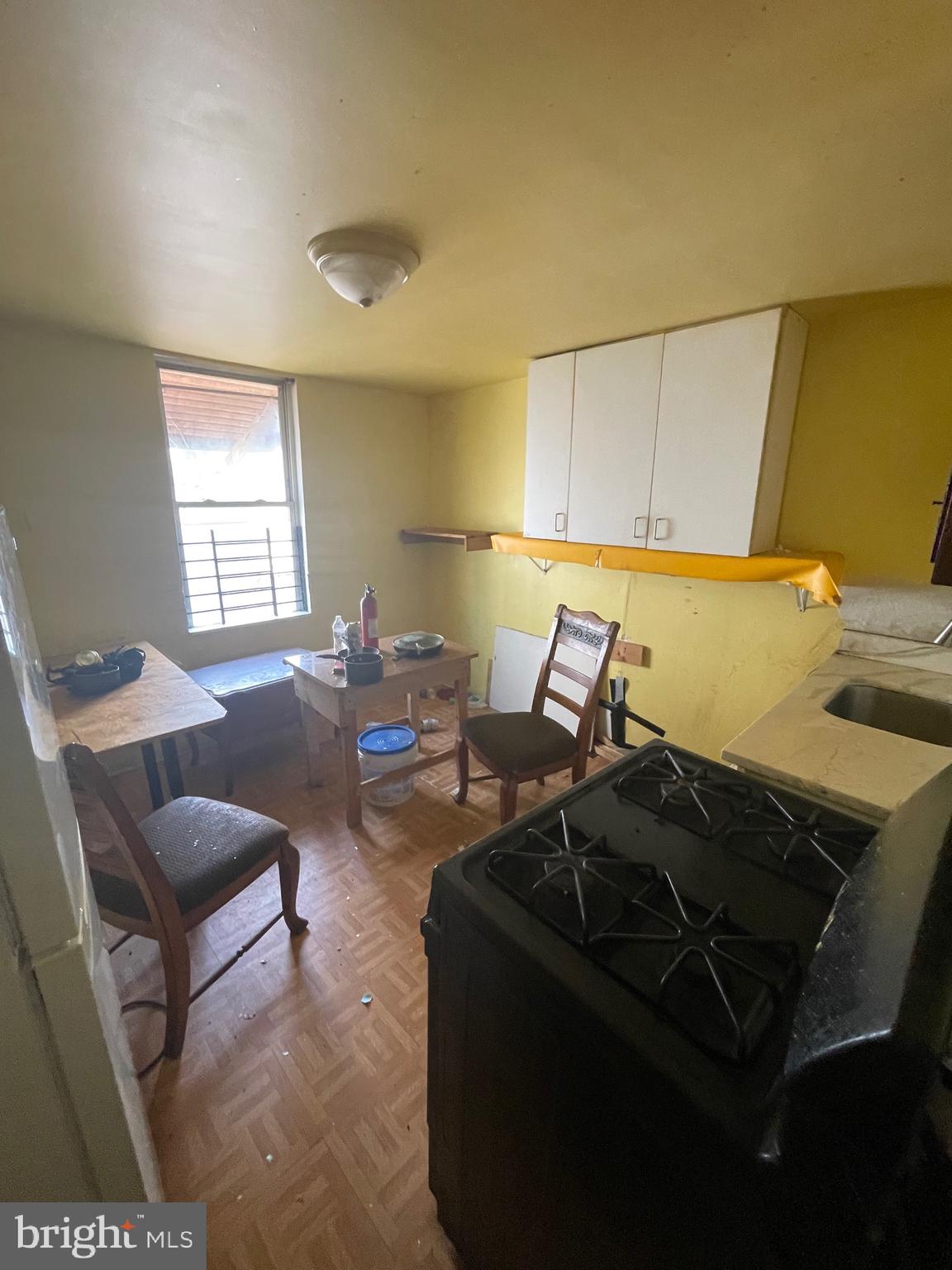 727 Snyder Avenue Philadelphia, PA 19148 - Photo 1 of 11 Gallery Image 1