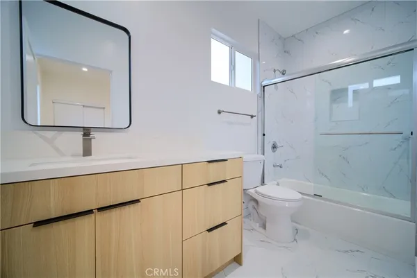 $4,950 | 257 South Ave 54, Unit 1/4, Los Angeles, CA 90042