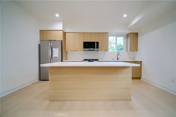 $4,950 | 257 South Ave 54, Unit 1/4, Los Angeles, CA 90042