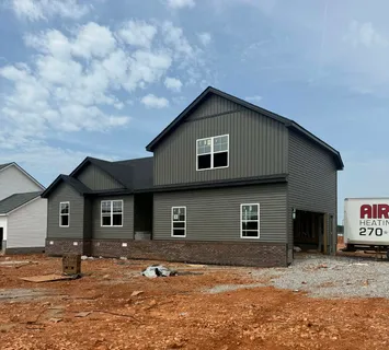 $299,900 | 8 Echo Ridge, Oak Grove, KY 42262